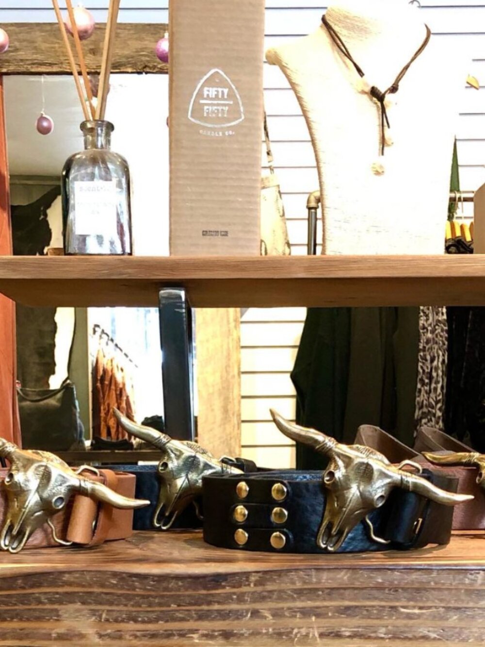 Kim White Steer Buckle Belt in black - Picture 11 of 11